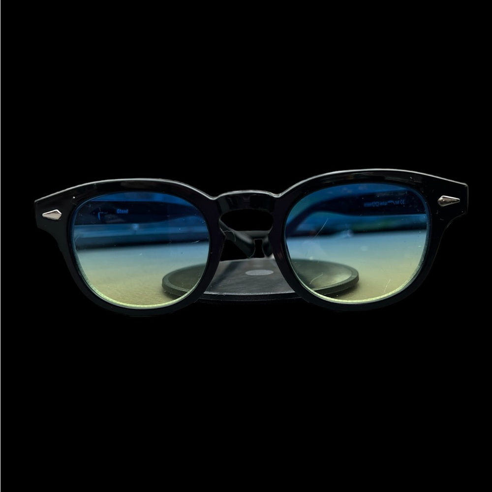 Sunglasses - Picture 13 of 14